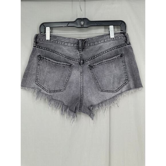 Free People Shorts 27 Faded Black Denim Cutoff Mid Rise Button Fly Soft Relaxed - Picture 3 of 8
